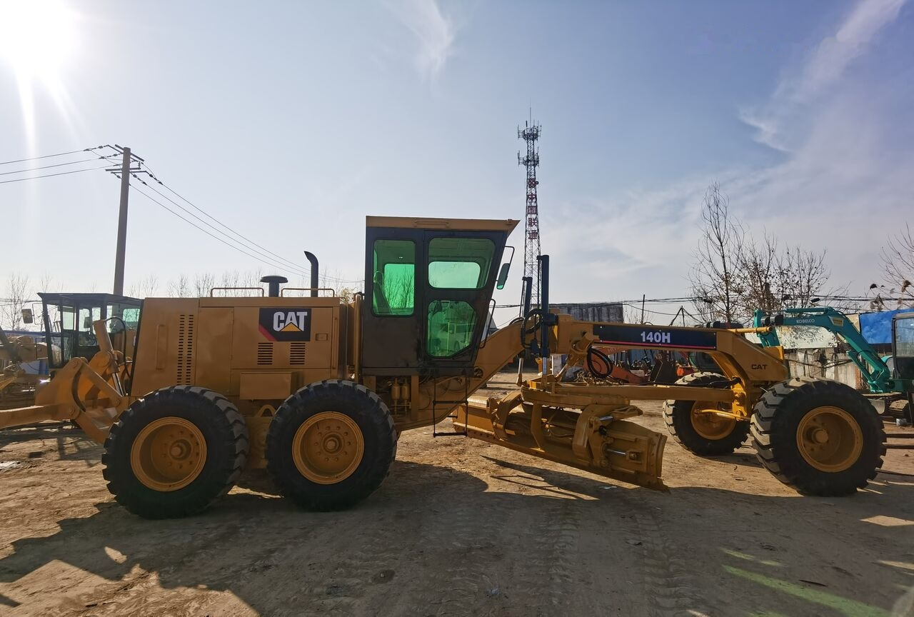 Caterpillar 140H - Грейдер: снимка 2 Caterpillar 140H - Грейдер: снимка 2