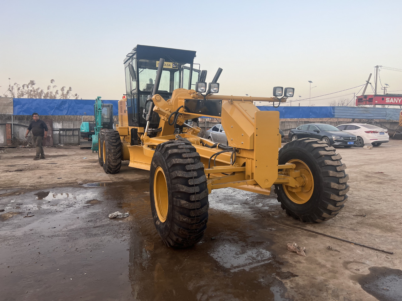 Грейдер Caterpillar 140H: снимка 7