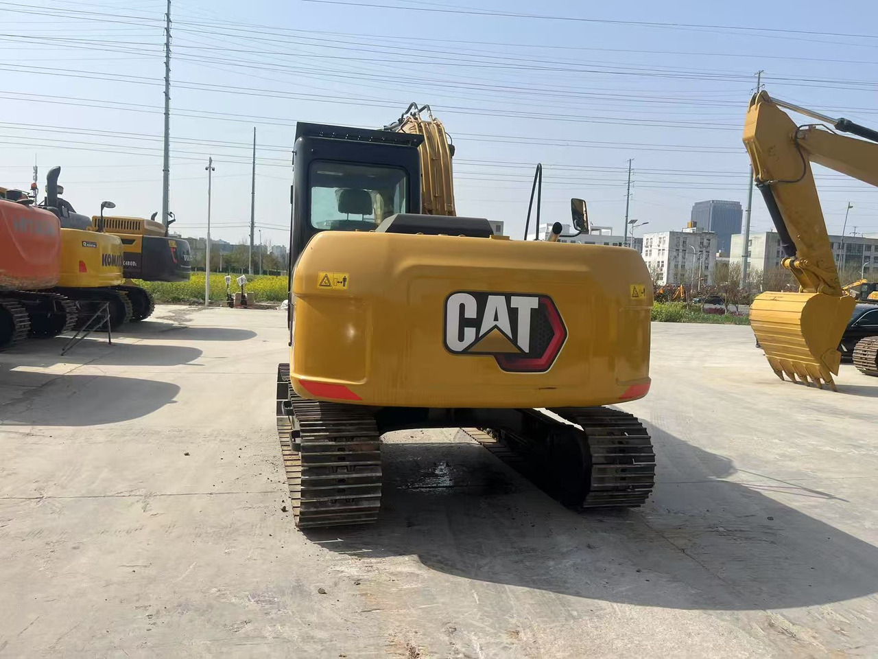 Caterpillar 313D2 - Верижен багер: снимка 3 Caterpillar 313D2 - Верижен багер: снимка 3