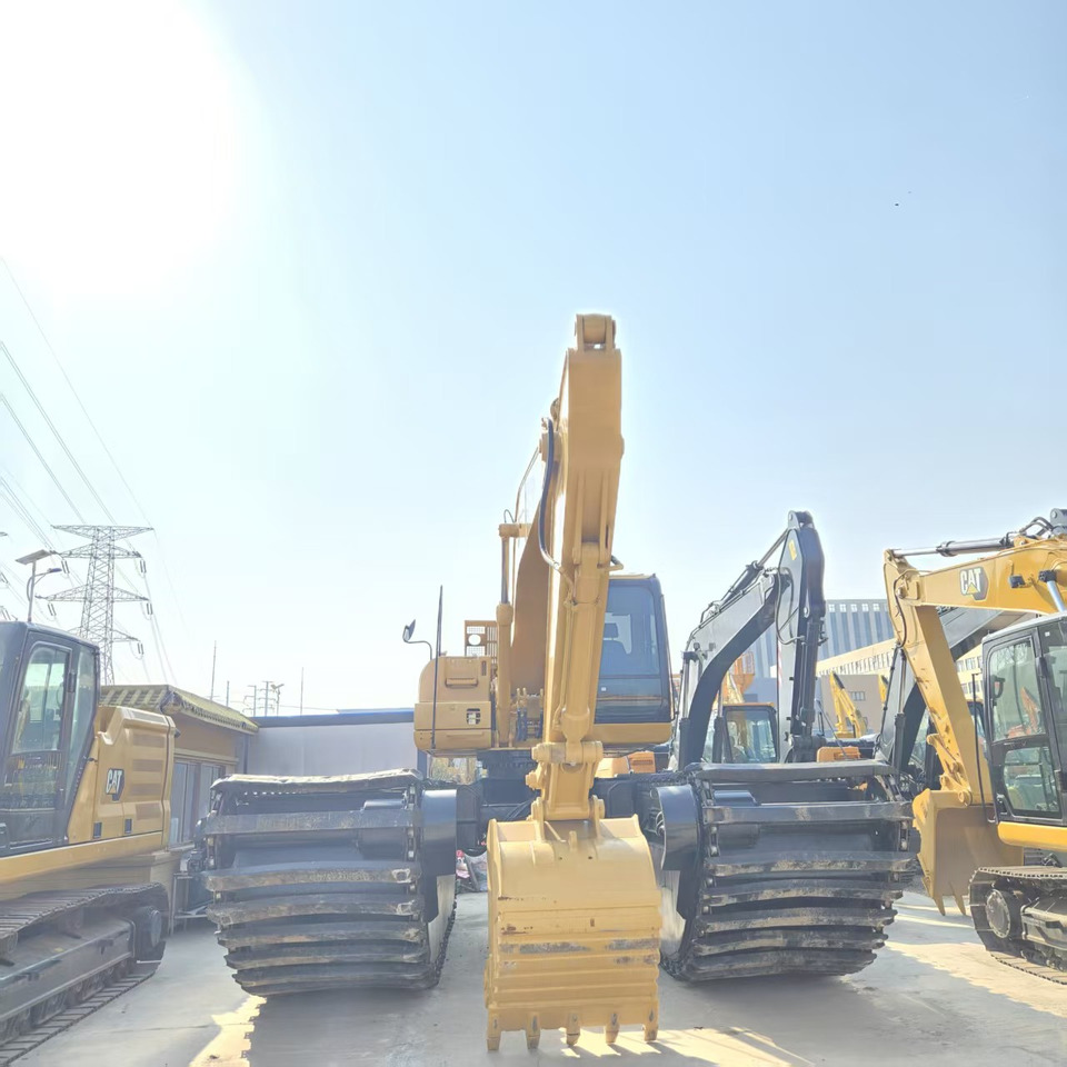 Caterpillar 320C - Плаващ багер: снимка 2 Caterpillar 320C - Плаващ багер: снимка 2