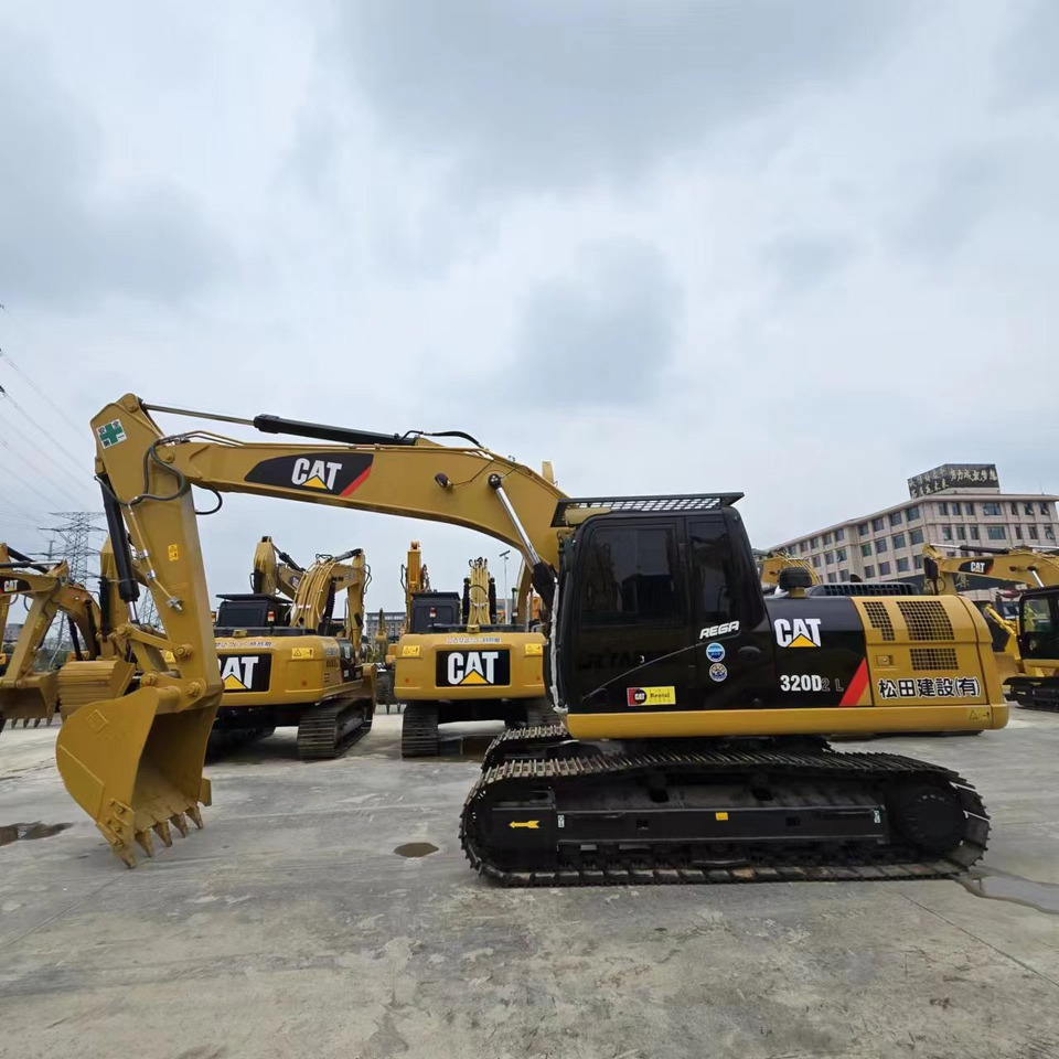Caterpillar 320D2L - Верижен багер: снимка 1 Caterpillar 320D2L - Верижен багер: снимка 1