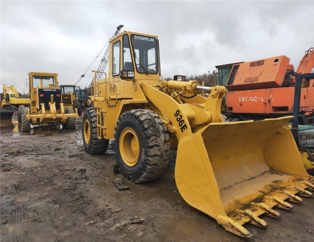 Caterpillar 936E - Колесен товарач: снимка 1 Caterpillar 936E - Колесен товарач: снимка 1