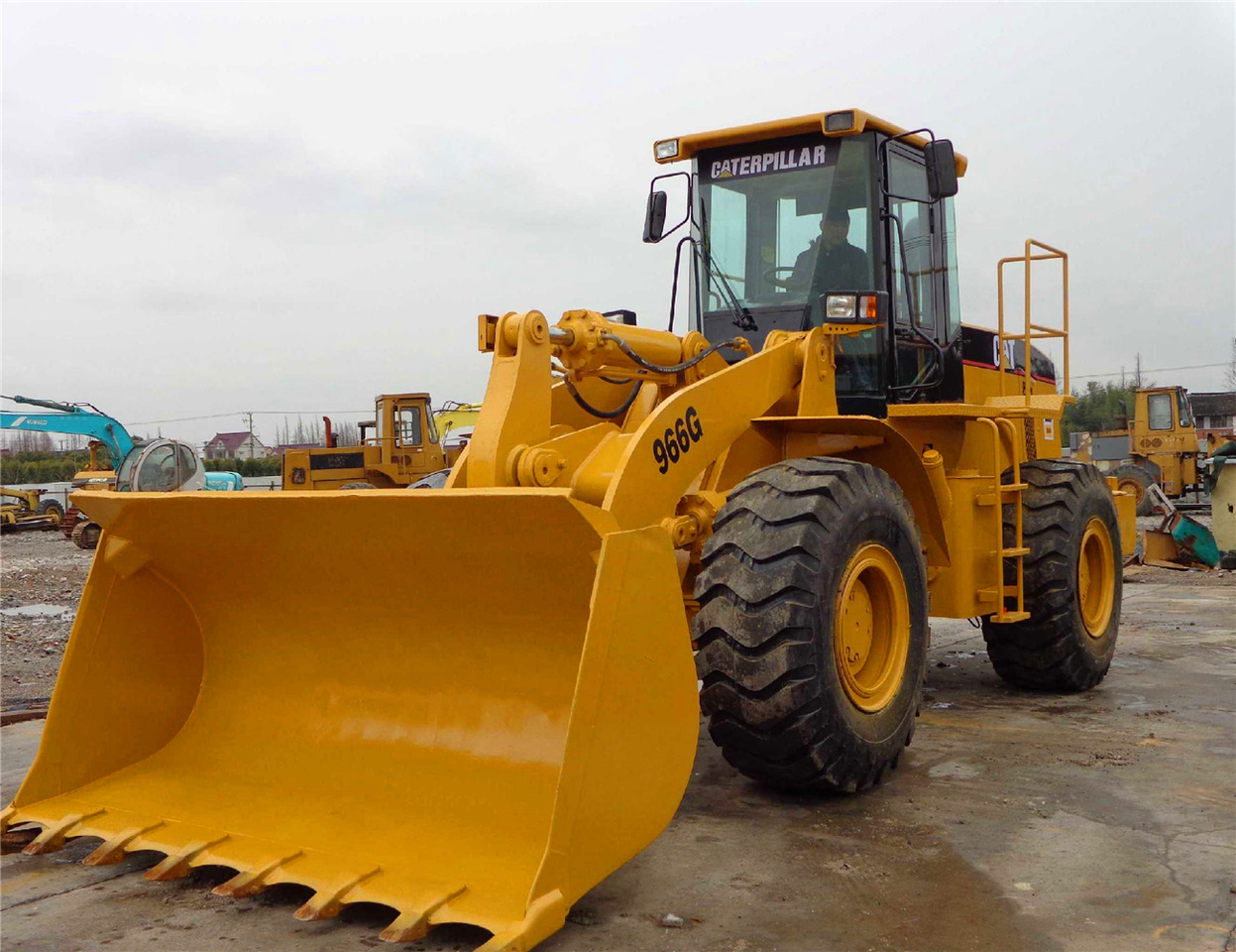 Caterpillar 966G - Колесен товарач: снимка 4 Caterpillar 966G - Колесен товарач: снимка 4