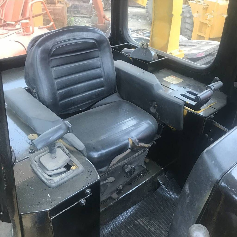 Caterpillar D 5 M LGP - Булдозер: снимка 5 Caterpillar D 5 M LGP - Булдозер: снимка 5