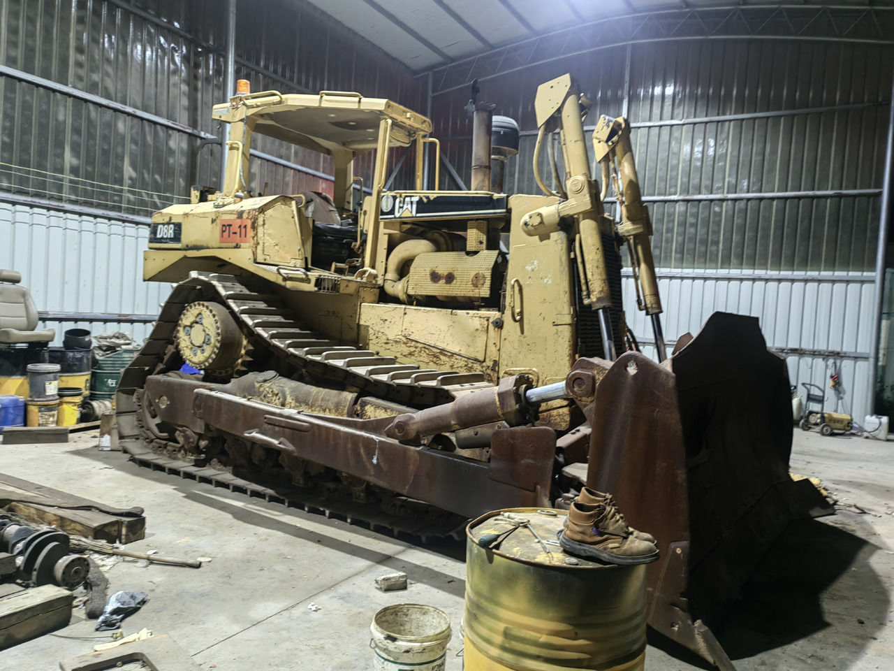Caterpillar D8R - Булдозер: снимка 1 Caterpillar D8R - Булдозер: снимка 1