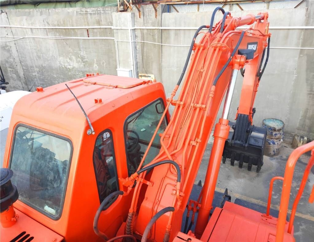 Doosan DH 150 W-7 - Колесен багер: снимка 4 Doosan DH 150 W-7 - Колесен багер: снимка 4