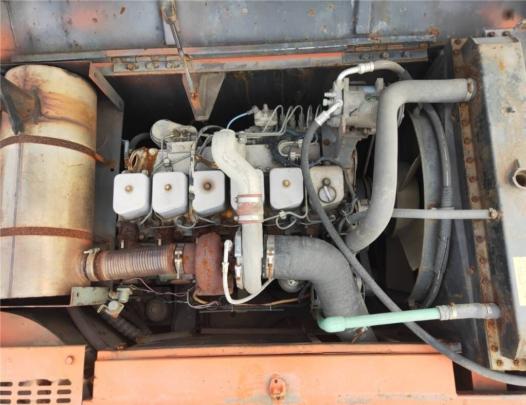 Hitachi ZX160WD - Колесен багер: снимка 3 Hitachi ZX160WD - Колесен багер: снимка 3