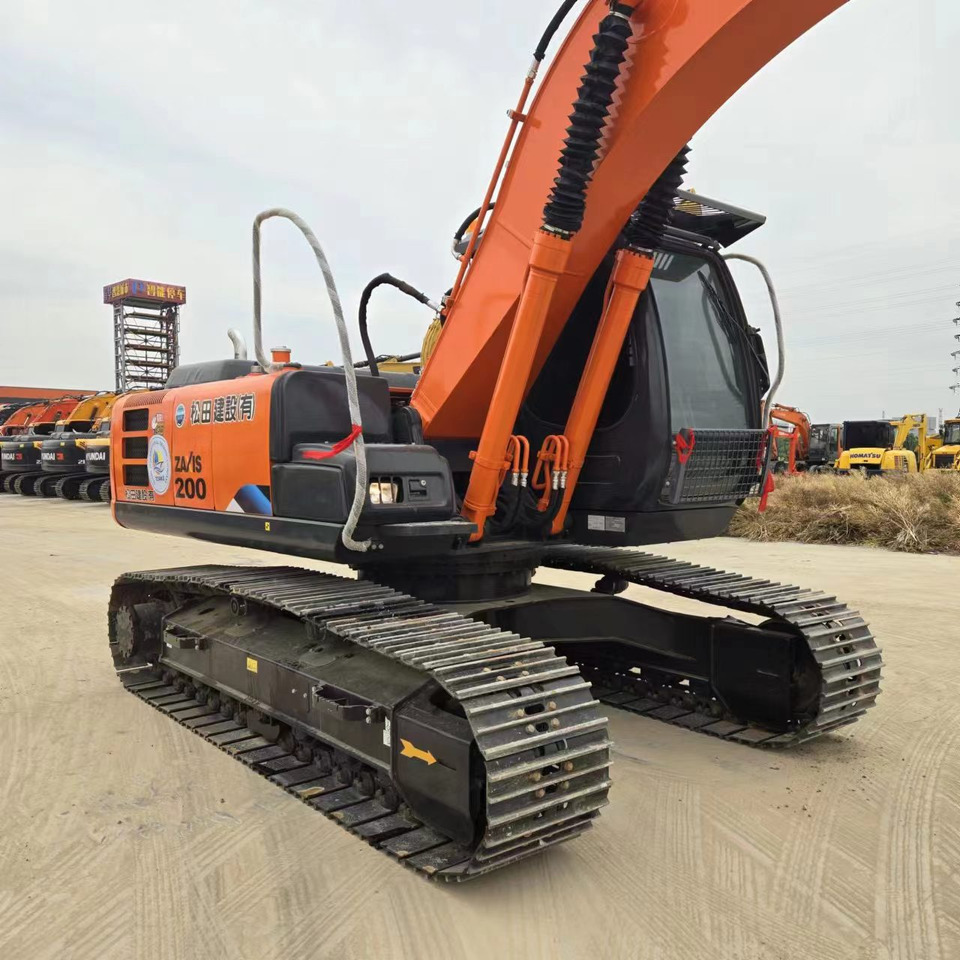 Hitachi ZX200 - Багер: снимка 1 Hitachi ZX200 - Багер: снимка 1