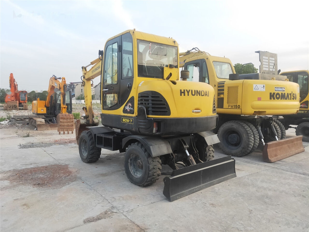 Hyundai R60W-7 - Колесен багер: снимка 2 Hyundai R60W-7 - Колесен багер: снимка 2