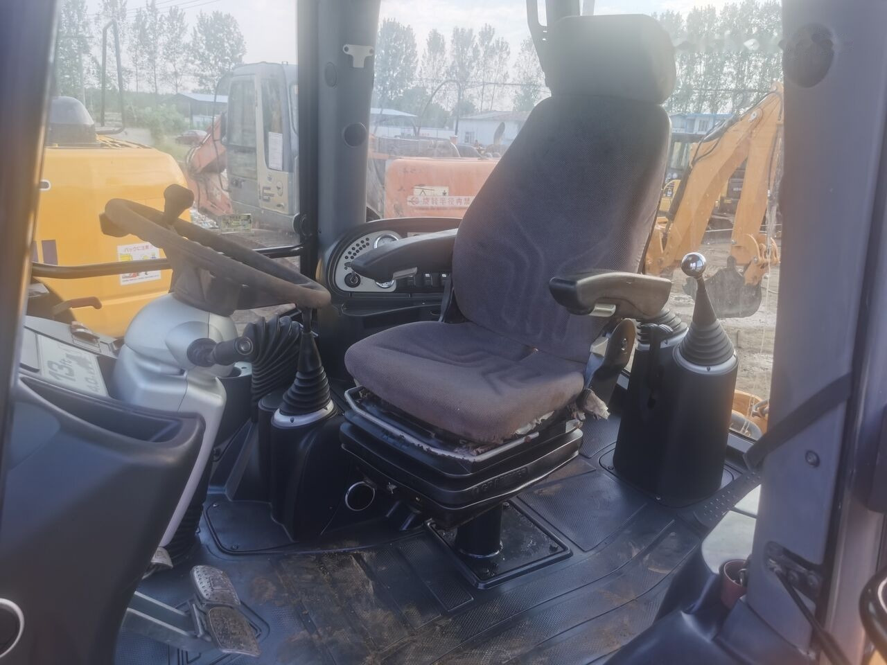 JCB 3CX - Багер-товарач: снимка 4 JCB 3CX - Багер-товарач: снимка 4
