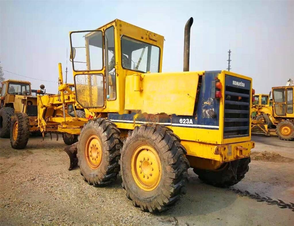 Komatsu GD623A - Грейдер: снимка 4 Komatsu GD623A - Грейдер: снимка 4