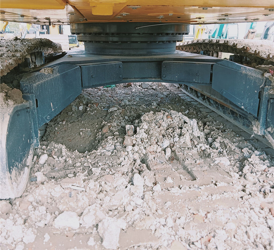 Komatsu PC450-8 - Верижен багер: снимка 2 Komatsu PC450-8 - Верижен багер: снимка 2