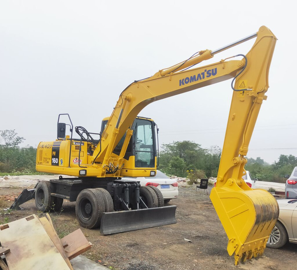 Komatsu PW160 - Колесен багер: снимка 3 Komatsu PW160 - Колесен багер: снимка 3