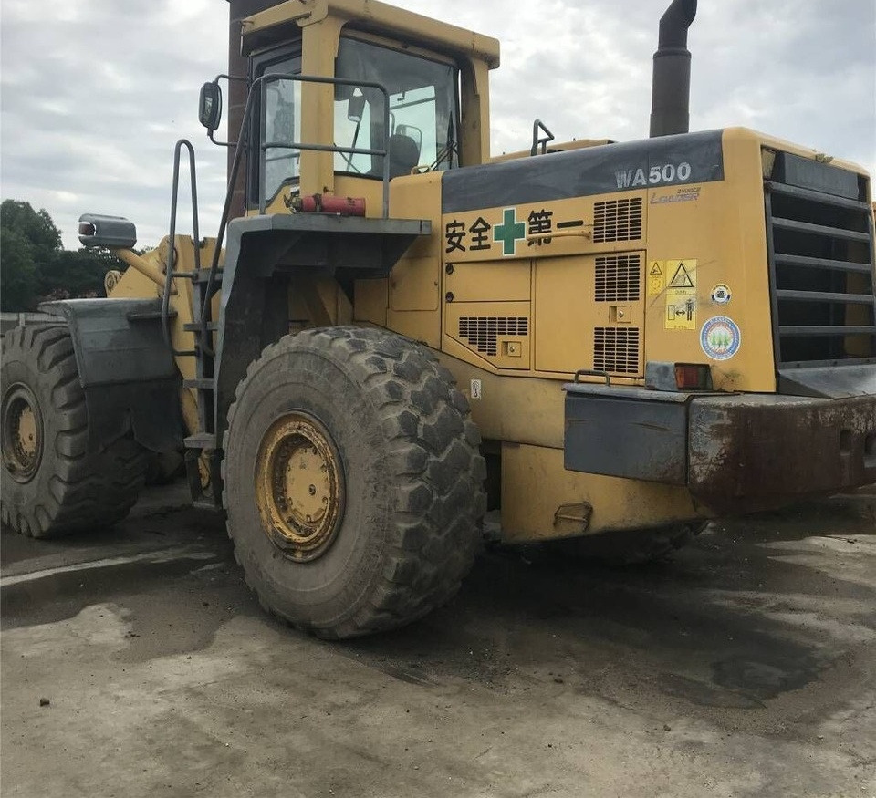Komatsu WA500 - Колесен товарач: снимка 3 Komatsu WA500 - Колесен товарач: снимка 3