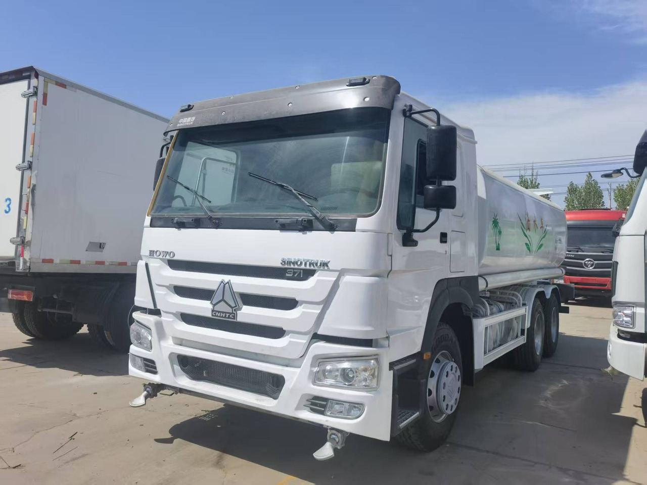 Sinotruk HOWO 371 6*4 Sprinkler truck - Комунална/ Специална техника: снимка 2 Sinotruk HOWO 371 6*4 Sprinkler truck - Комунална/ Специална техника: снимка 2