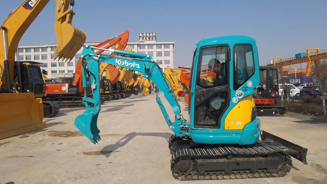 Kubota U30 - Мини багер: снимка 4 Kubota U30 - Мини багер: снимка 4