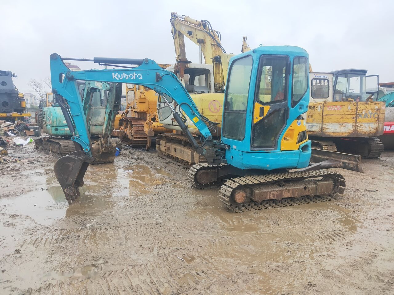 Kubota U35 - Мини багер: снимка 1 Kubota U35 - Мини багер: снимка 1