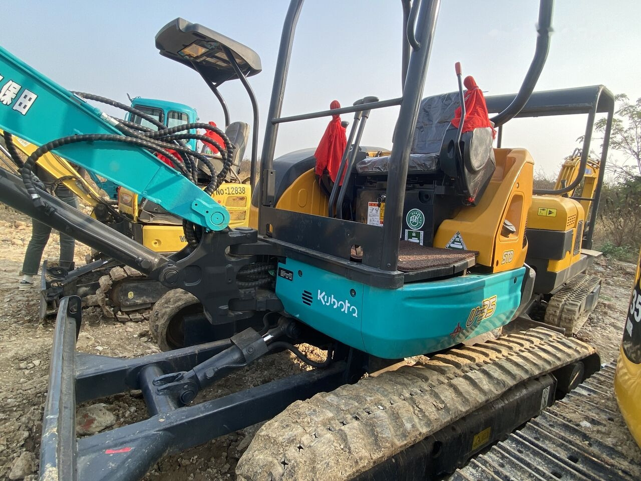 Kubota U35 - Мини багер: снимка 3 Kubota U35 - Мини багер: снимка 3