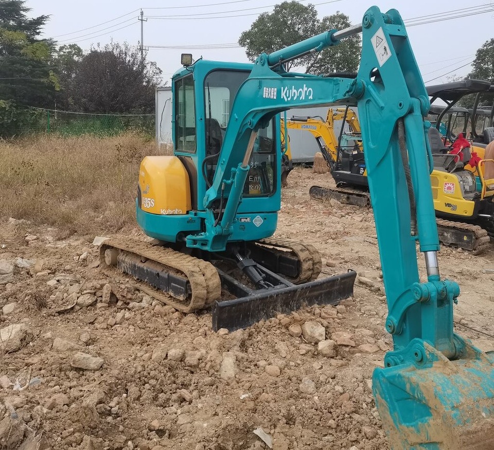 Kubota U35 - Мини багер: снимка 2 Kubota U35 - Мини багер: снимка 2