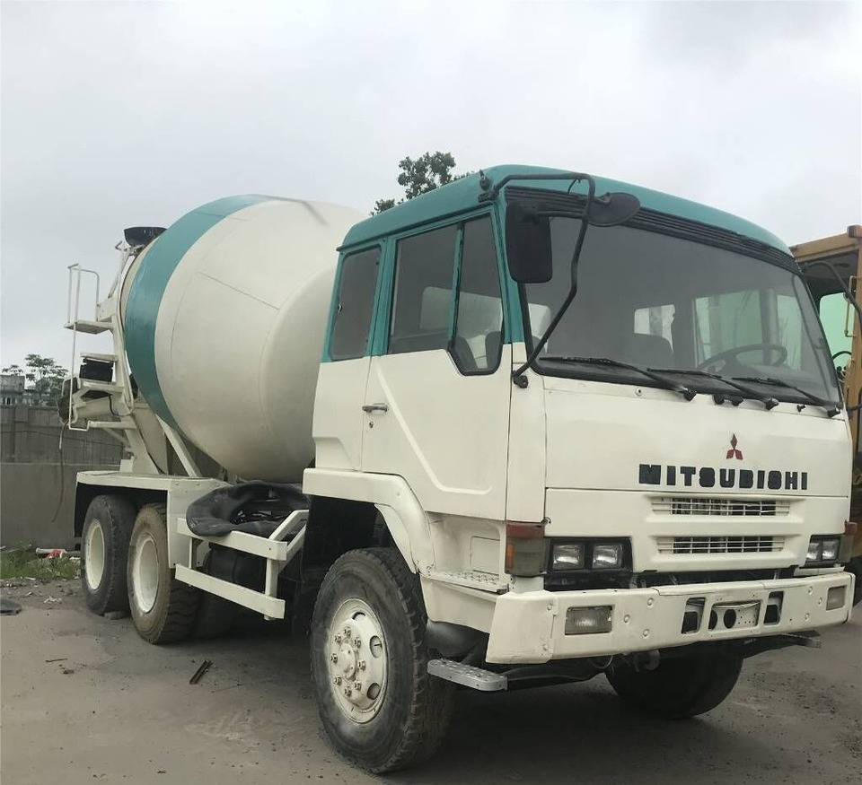 Mitsubishi FV415J - Бетоновоз: снимка 2 Mitsubishi FV415J - Бетоновоз: снимка 2