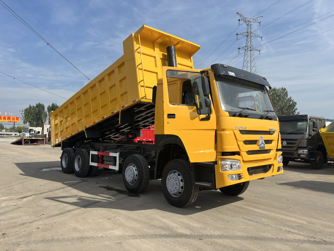 SINOTRUK HOWO 8*4 RHD - Самосвал камион: снимка 1 SINOTRUK HOWO 8*4 RHD - Самосвал камион: снимка 1