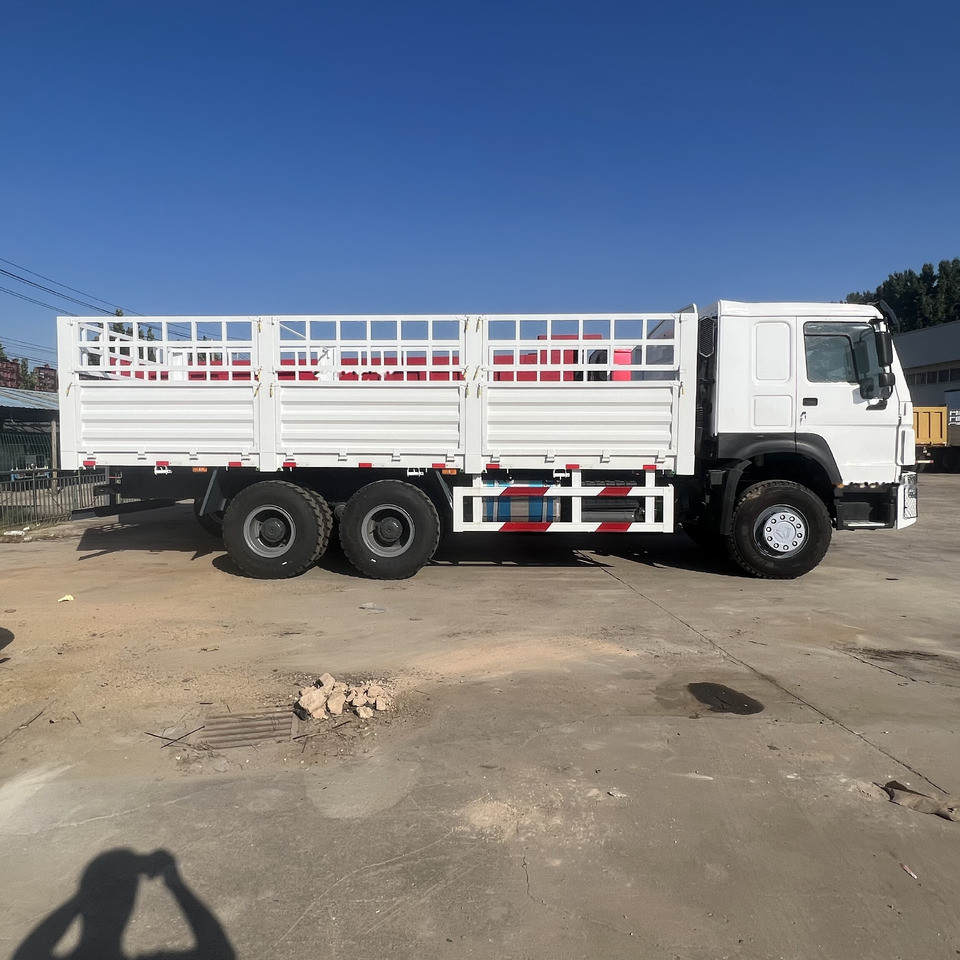Бордови камион Sinotruk HOWO 371 6*4 Fence truck: снимка 7