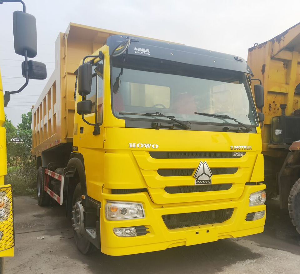 Sinotruk HOWO 4*2 Dump truck - Самосвал камион: снимка 2 Sinotruk HOWO 4*2 Dump truck - Самосвал камион: снимка 2