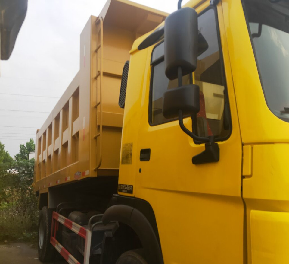 Sinotruk HOWO 4*2 Dump truck - Самосвал камион: снимка 3 Sinotruk HOWO 4*2 Dump truck - Самосвал камион: снимка 3