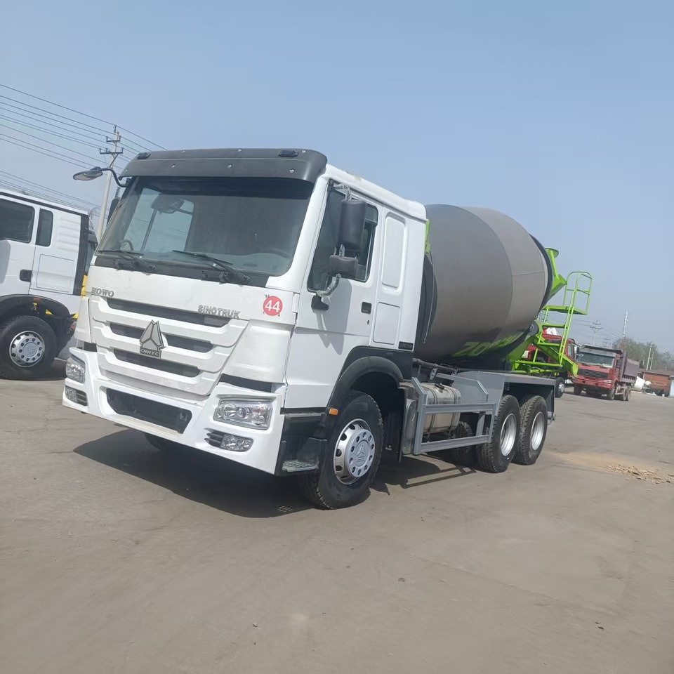 Sinotruk HOWO 6*4 Concrete mixer truck - Бетоновоз: снимка 1 Sinotruk HOWO 6*4 Concrete mixer truck - Бетоновоз: снимка 1