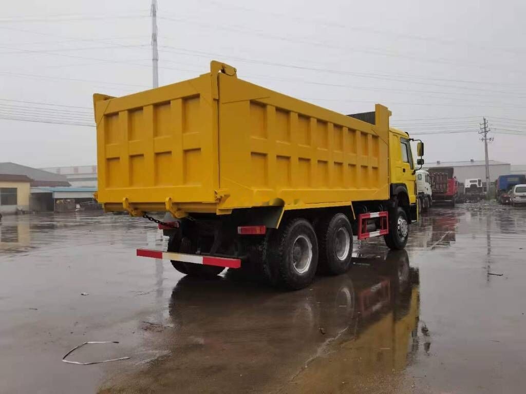 Sinotruk HOWO 6*4 Dump truck - Самосвал камион: снимка 3 Sinotruk HOWO 6*4 Dump truck - Самосвал камион: снимка 3