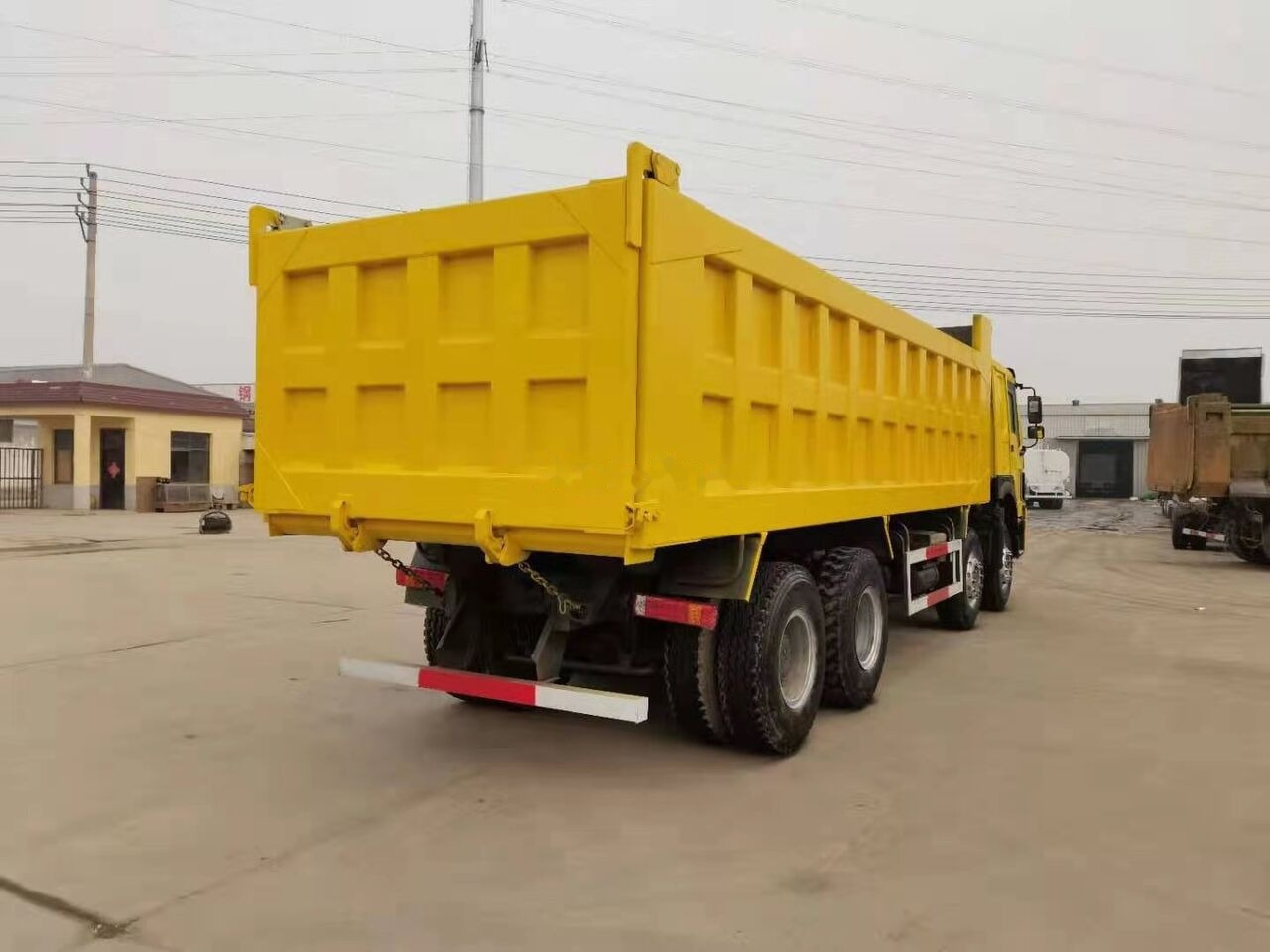Sinotruk HOWO 8*4 Dump truck - Самосвал камион: снимка 5 Sinotruk HOWO 8*4 Dump truck - Самосвал камион: снимка 5