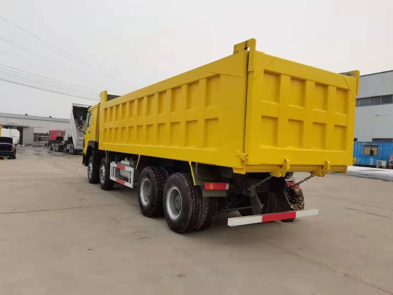 Sinotruk HOWO 8*4 Dump truck - Самосвал камион: снимка 4 Sinotruk HOWO 8*4 Dump truck - Самосвал камион: снимка 4