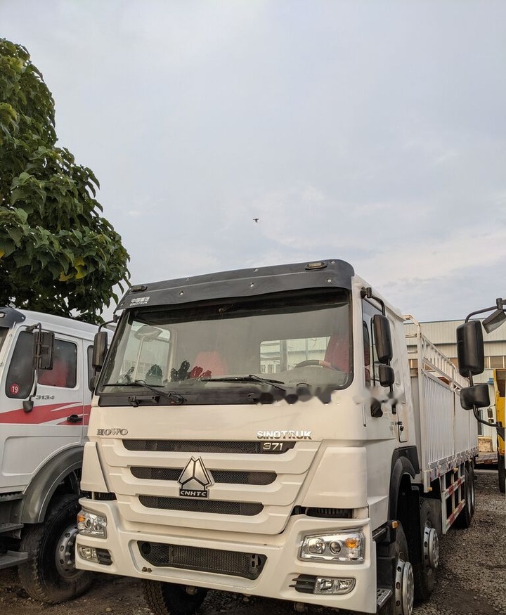 Sinotruk HOWO 8*4 Fence Truck - Бордови камион: снимка 2 Sinotruk HOWO 8*4 Fence Truck - Бордови камион: снимка 2