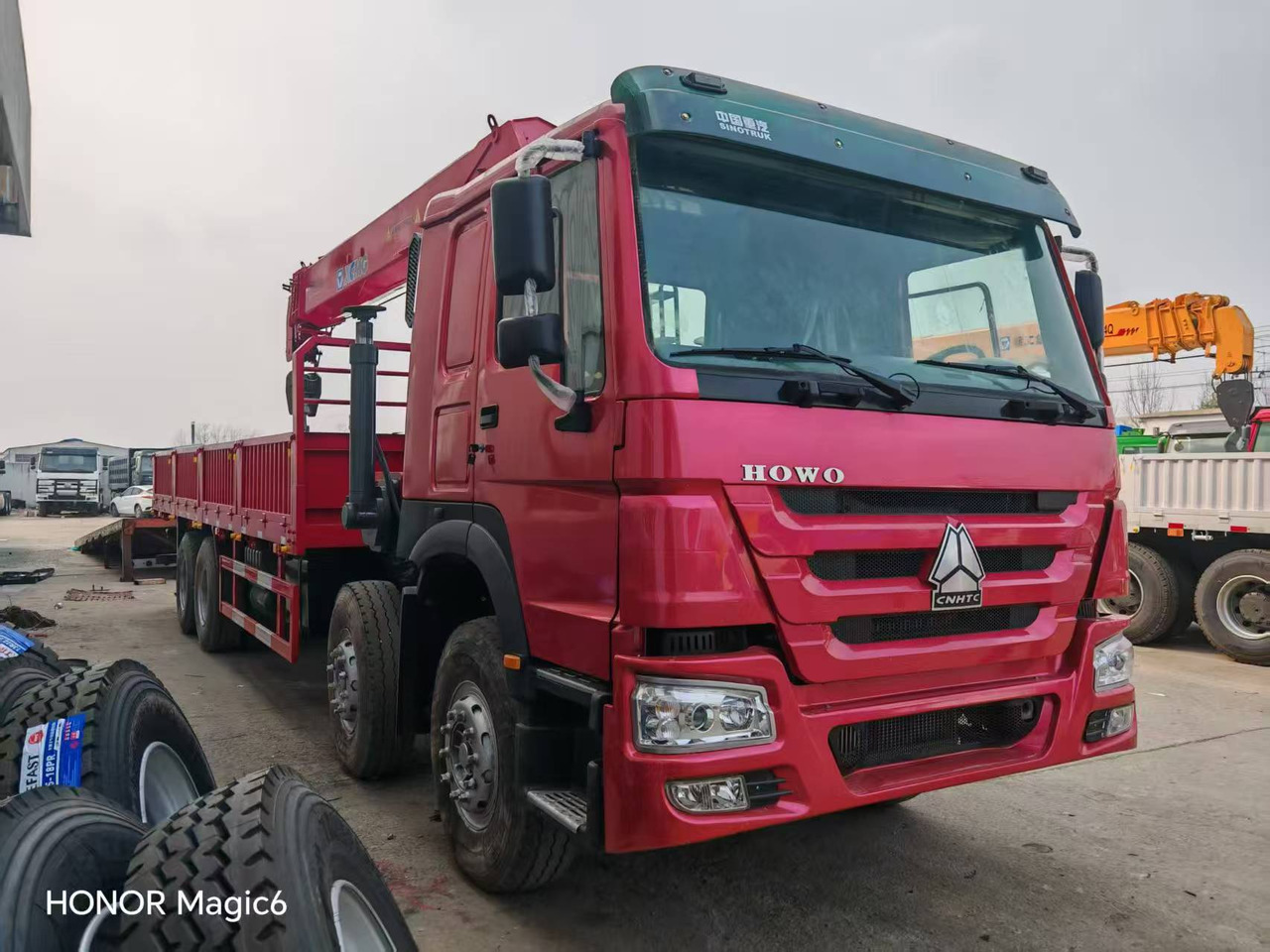 Автокран Sinotruk HOWO 8*4 Mobile crane: снимка 9