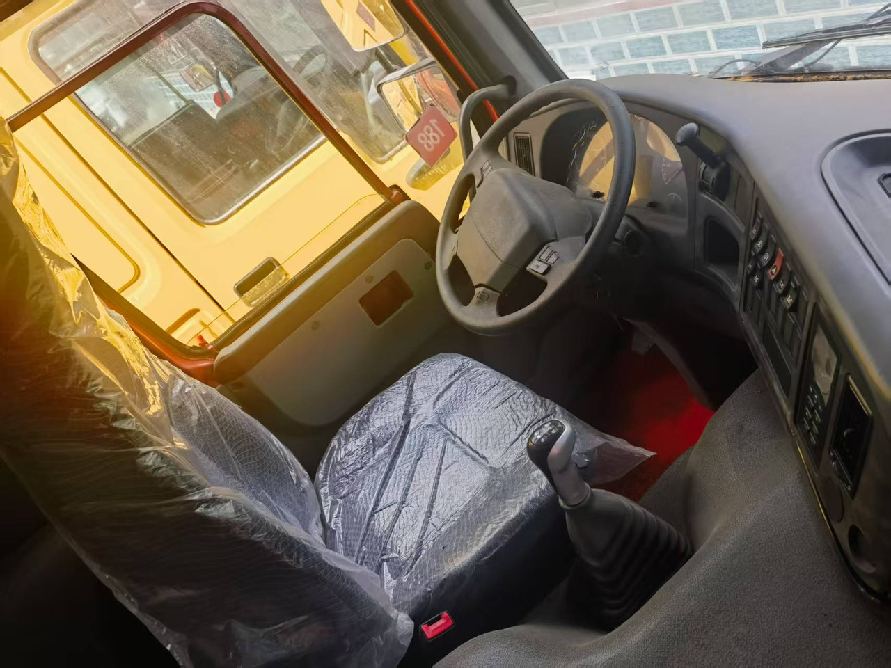 Самосвал камион Sinotruk HOWO371Dump truck: снимка 10