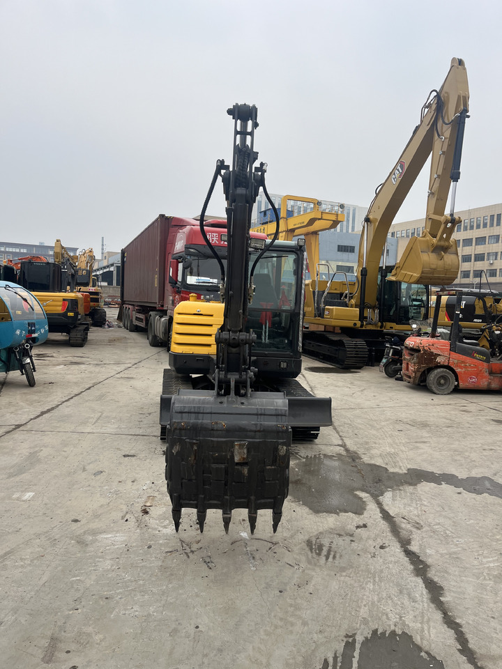 VOLVO EC60C - Мини багер: снимка 4 VOLVO EC60C - Мини багер: снимка 4