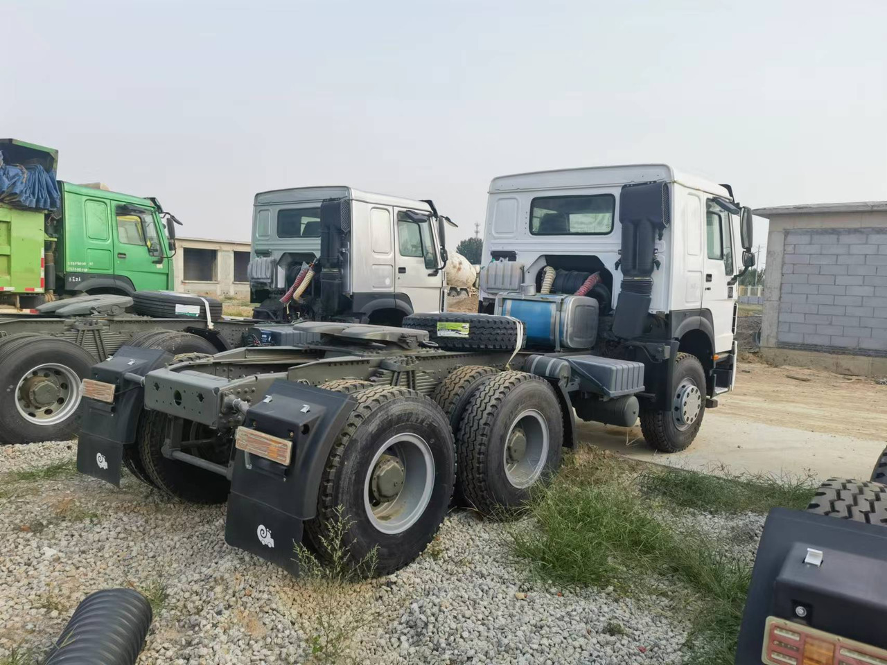 Sinotruk HOWO 371 Tractor - Влекач: снимка 4 Sinotruk HOWO 371 Tractor - Влекач: снимка 4