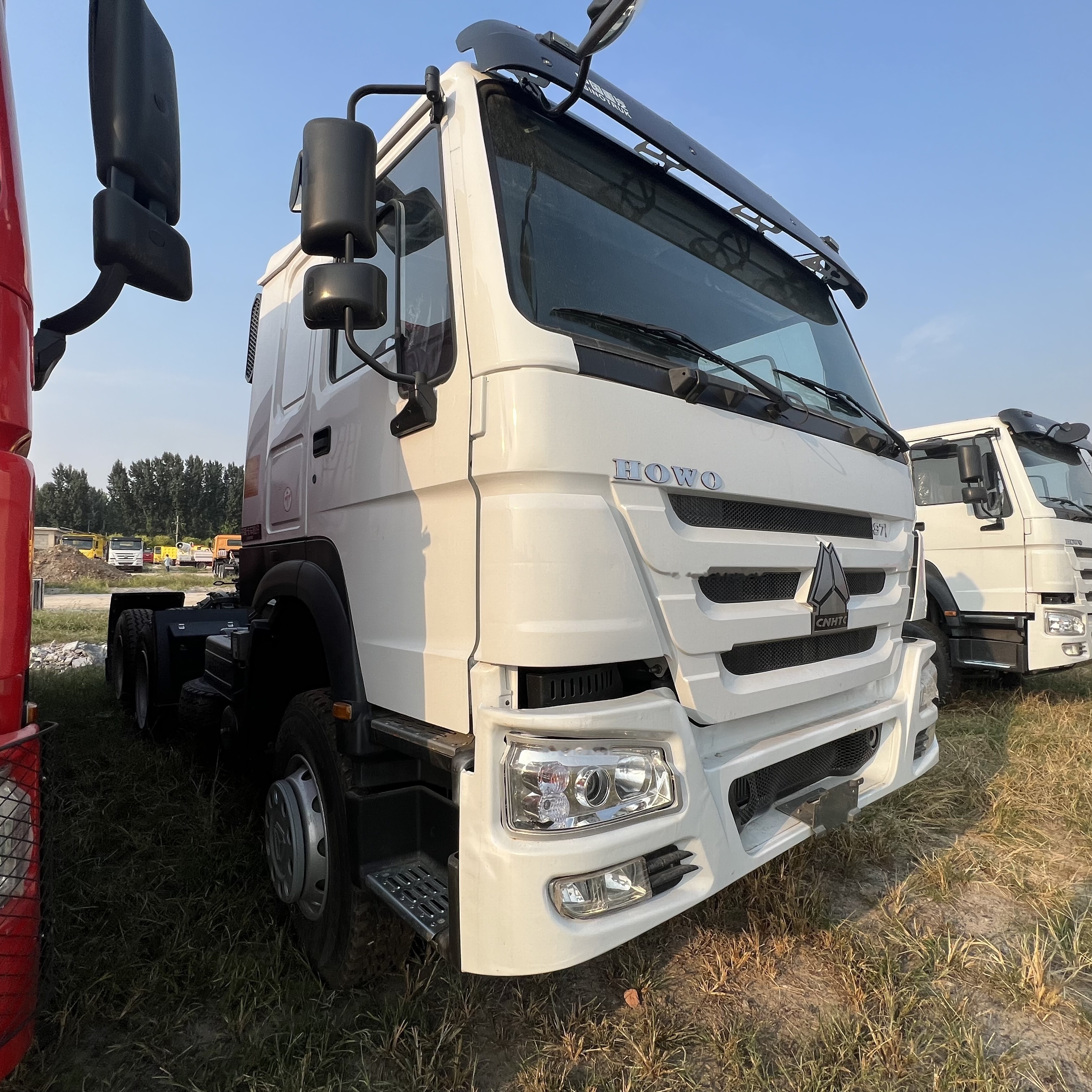 Sinotruk HOWO 371 Tractor - Влекач: снимка 2 Sinotruk HOWO 371 Tractor - Влекач: снимка 2