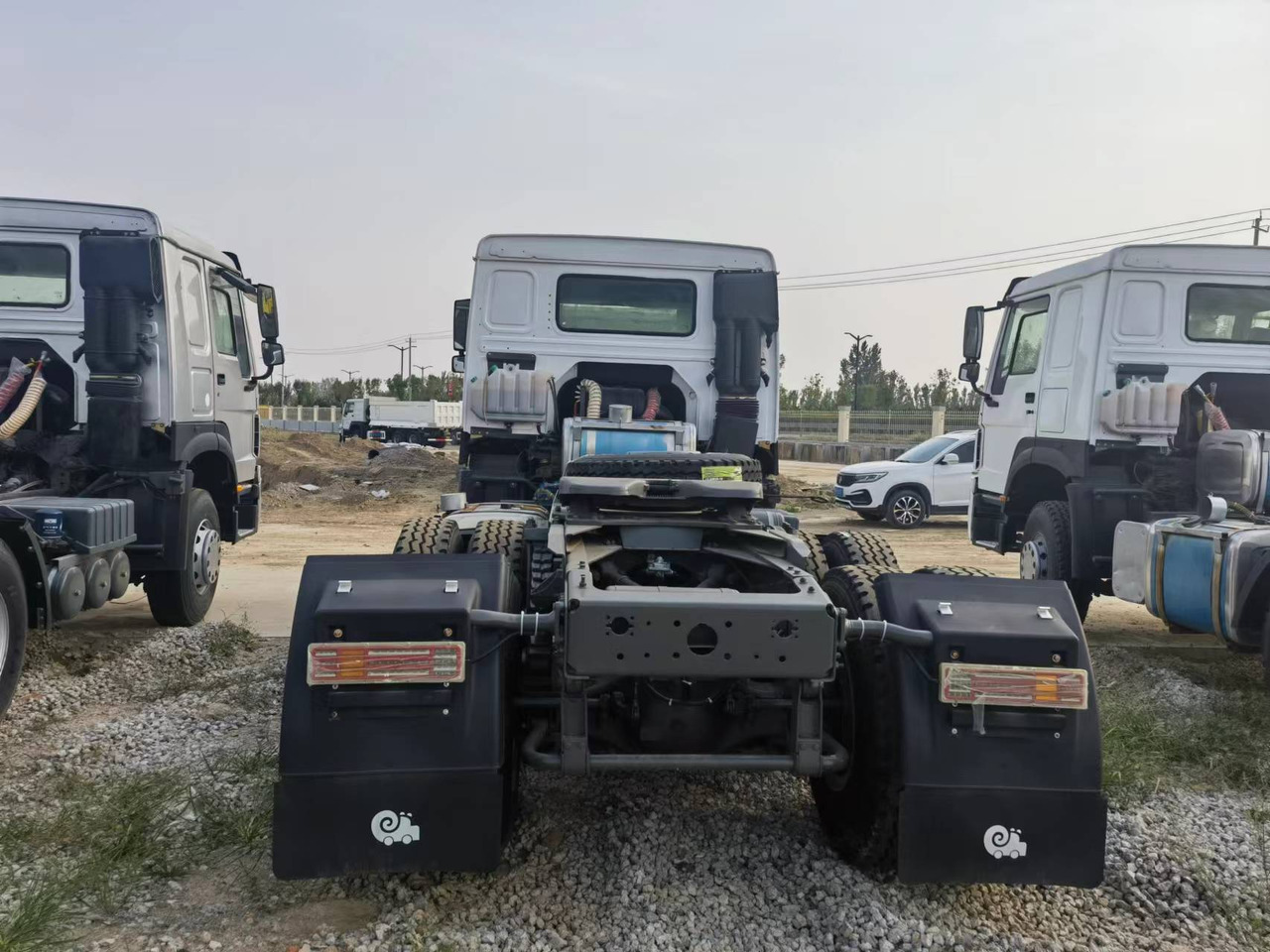 Sinotruk HOWO 371 Tractor - Влекач: снимка 2 Sinotruk HOWO 371 Tractor - Влекач: снимка 2