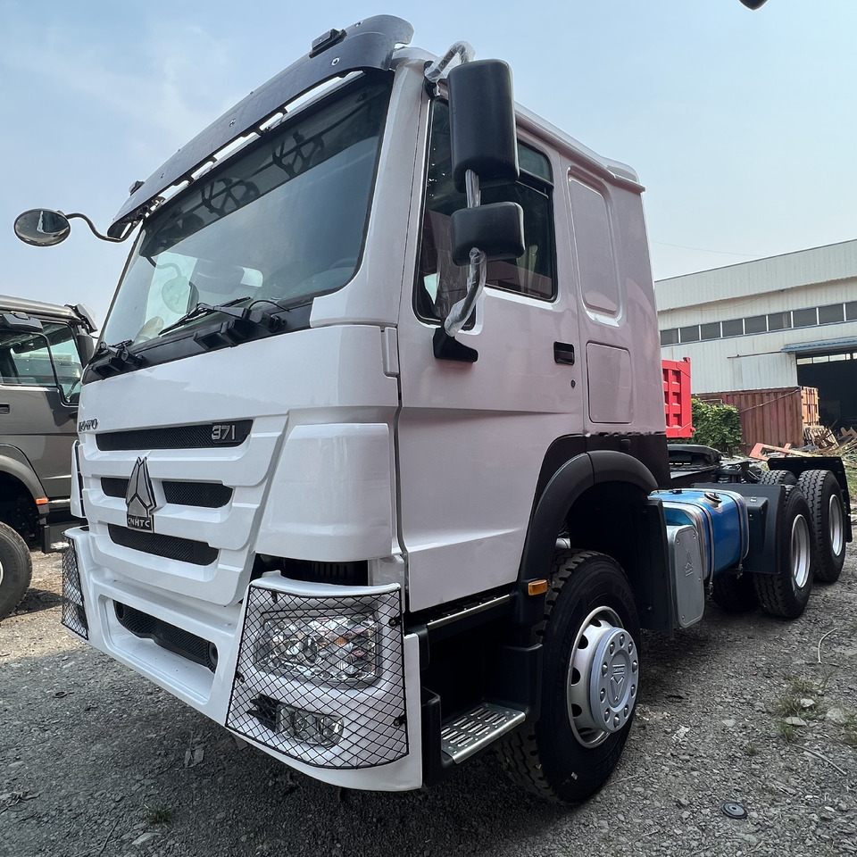 Sinotruk HOWO 371 Tractor - Влекач: снимка 1 Sinotruk HOWO 371 Tractor - Влекач: снимка 1