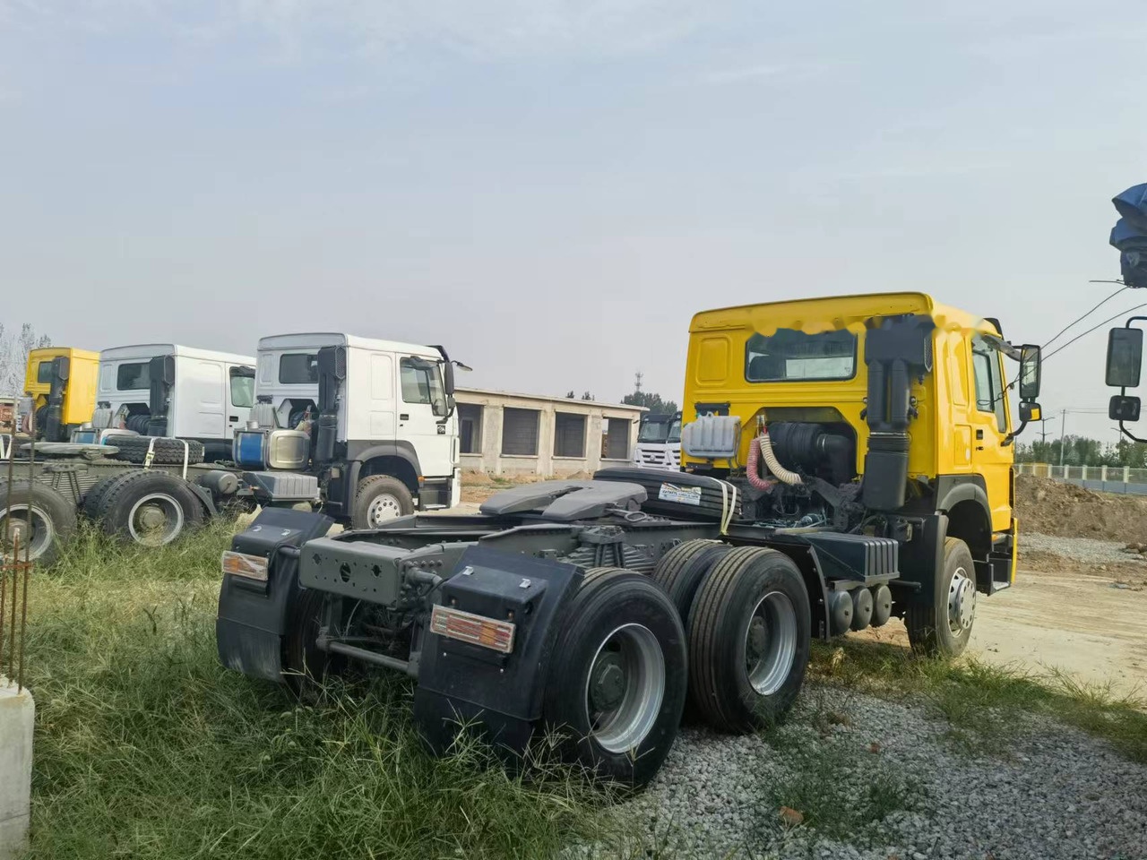 Sinotruk HOWO 371 Tractor - Влекач: снимка 2 Sinotruk HOWO 371 Tractor - Влекач: снимка 2