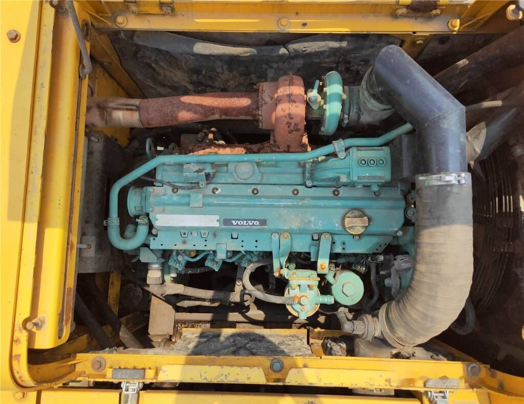 Volvo EC 210 B LC - Верижен багер: снимка 5 Volvo EC 210 B LC - Верижен багер: снимка 5