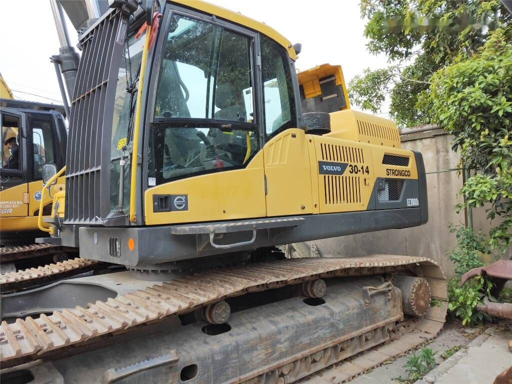 Volvo EC 380 D L - Верижен багер: снимка 1 Volvo EC 380 D L - Верижен багер: снимка 1