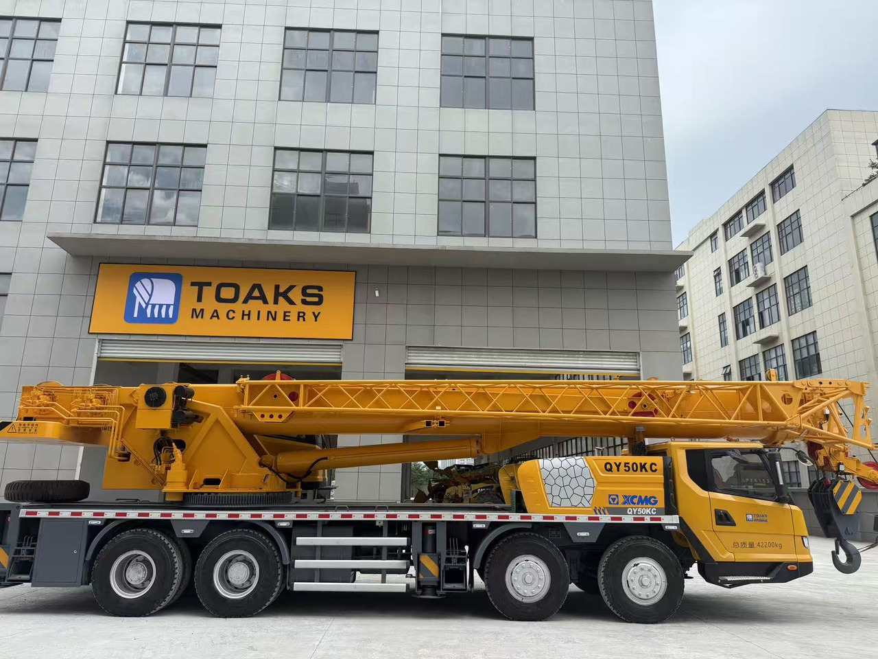 XCMG QY50KC - Автокран: снимка 2 XCMG QY50KC - Автокран: снимка 2