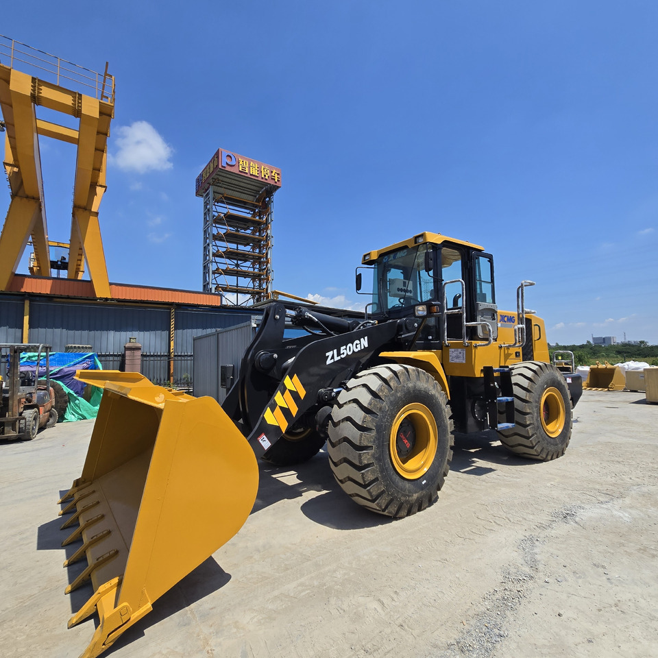 XCMG ZL50GN - Колесен товарач: снимка 2 XCMG ZL50GN - Колесен товарач: снимка 2