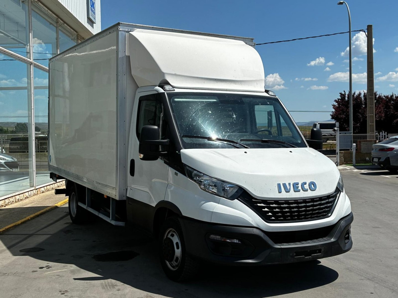 Caja cerrada IVECO 35C16 20m3 - Лекотоварен автомобил фургон: снимка 3 Caja cerrada IVECO 35C16 20m3 - Лекотоварен автомобил фургон: снимка 3
