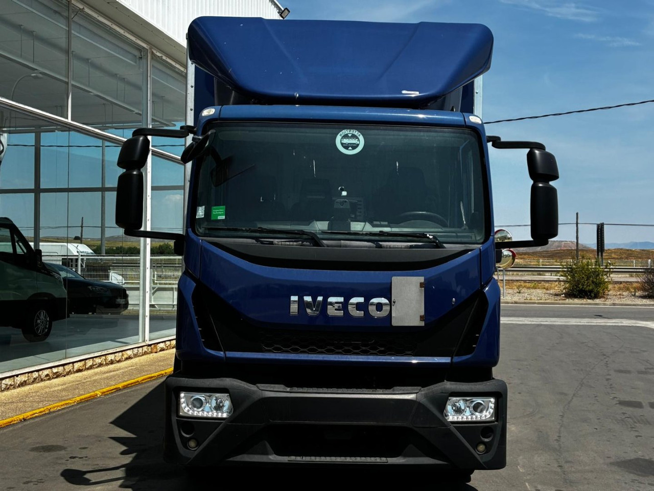 Caja cerrada IVECO Eurocargo ML 120 E22 - Камион фургон: снимка 2 Caja cerrada IVECO Eurocargo ML 120 E22 - Камион фургон: снимка 2