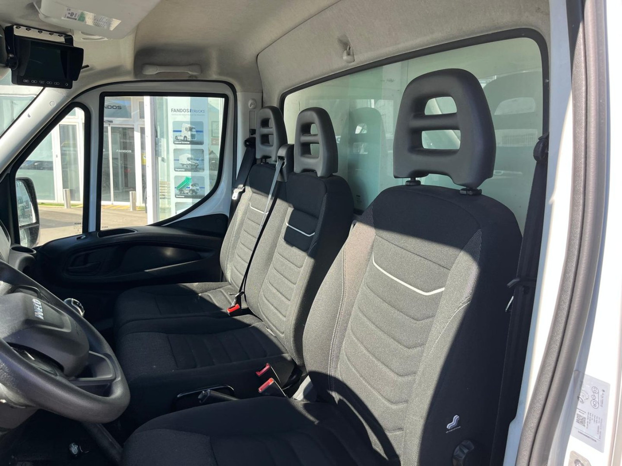 Frigorífico IVECO 35C16 3.0 FRIGORIFICA - Хладилен бус: снимка 5 Frigorífico IVECO 35C16 3.0 FRIGORIFICA - Хладилен бус: снимка 5