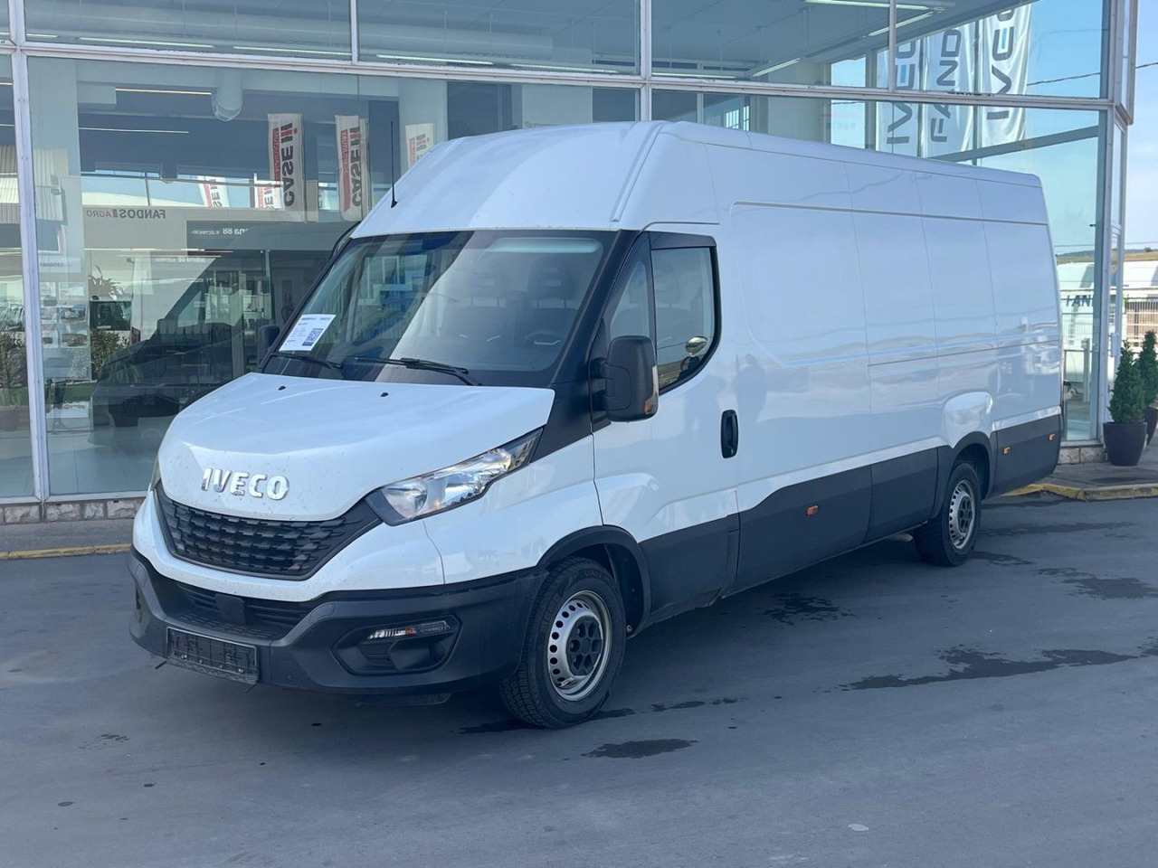 Furgón IVECO 35S14 16m3 - Товарен бус: снимка 1 Furgón IVECO 35S14 16m3 - Товарен бус: снимка 1