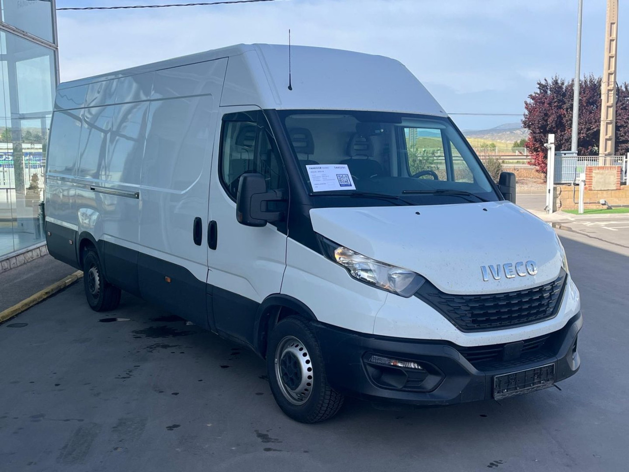 Furgón IVECO 35S14 16m3 - Товарен бус: снимка 3 Furgón IVECO 35S14 16m3 - Товарен бус: снимка 3